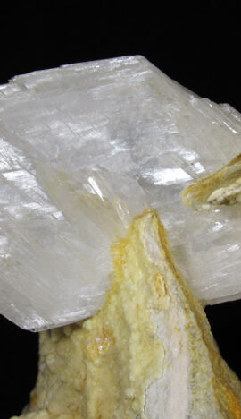 Gypse, dolomite et calcite de Roumanie.