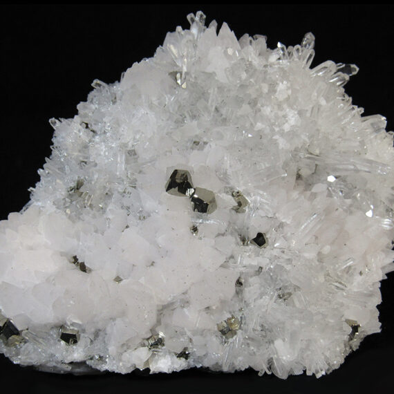 Pyrite, quartz et calcite du Pérou.