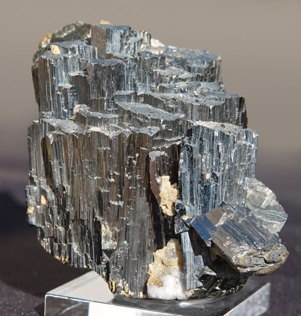 Arsénopyrite, chalcopyrite, sidérite et muscovite du Portugal – Image 2