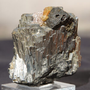 Arsénopyrite, chalcopyrite, sidérite et muscovite du Portugal