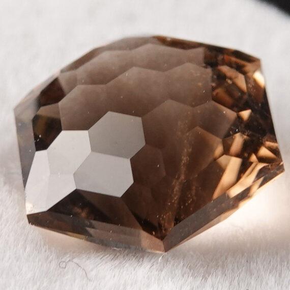 Quartz fumé taillé de Vendée