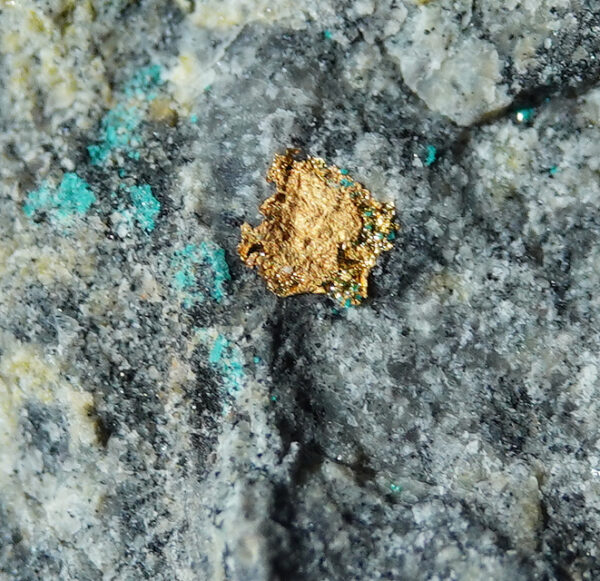 Or natif et atacamite du Chili