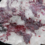 Proustite et calcite du Maroc