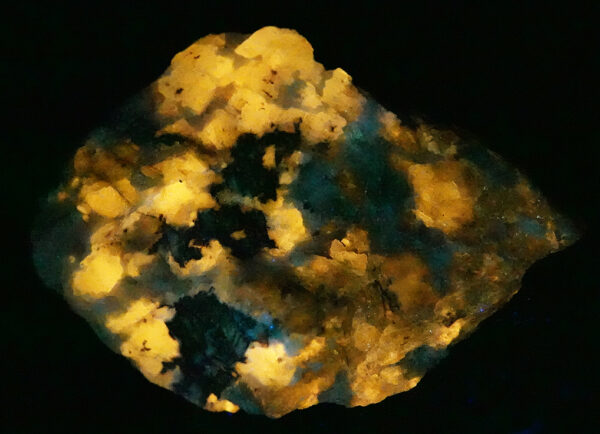 Scapolite du Canada