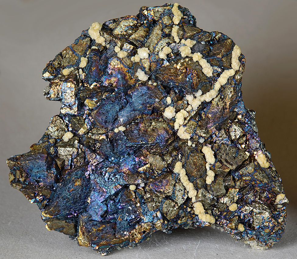 Chalcopyrite, dolomite, pyrite et quartz du Chili
