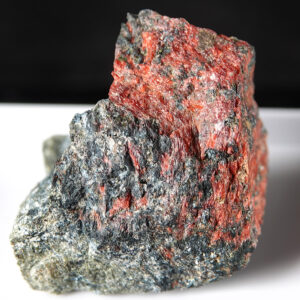Gillespite, sphalérite, meierite, muirite, taramellite, sanbornite... du Canada