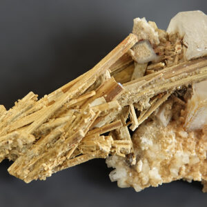 Stibiconite et baryte de Chine